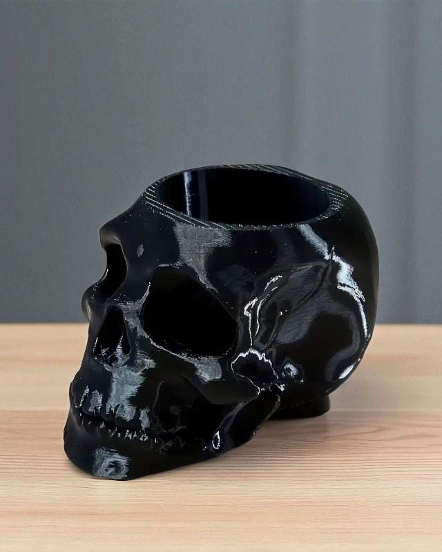 Підставка для ручок Череп, чорна